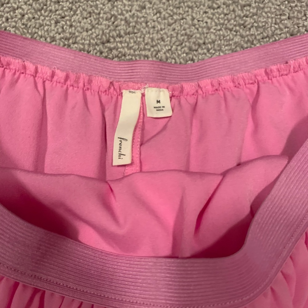 Pink skirt-size medium - Picture 3 of 3